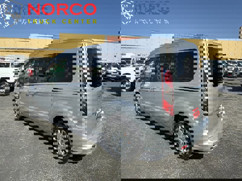 Used 2018 Ford Transit Connect XLT image 10