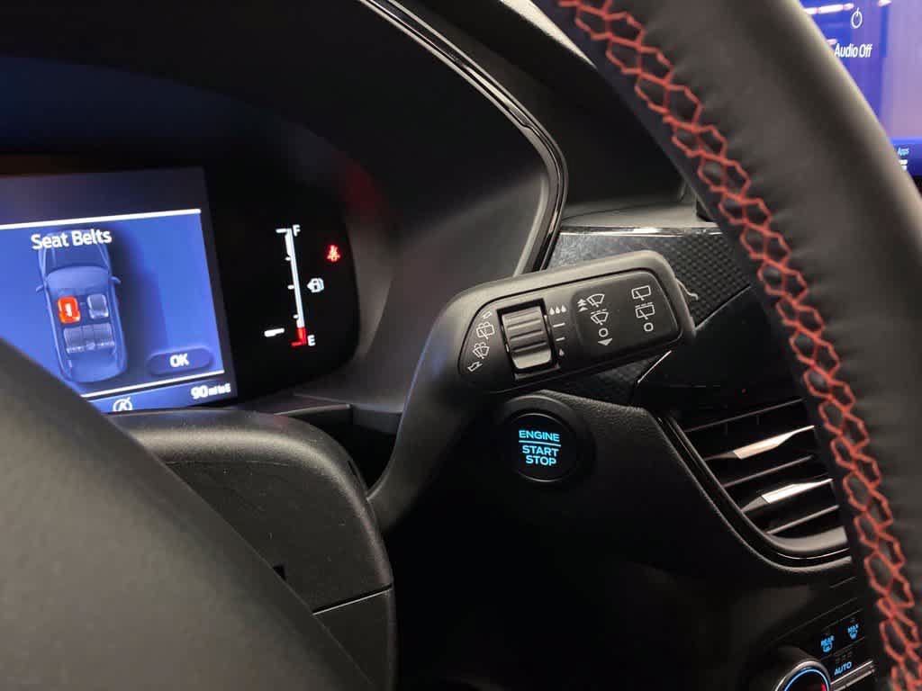 Used 2025 Ford Escape ST-Line Select AWD/4WD image 21