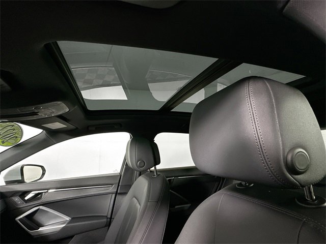 Used 2022 Audi Q3 2.0T Premium image 17