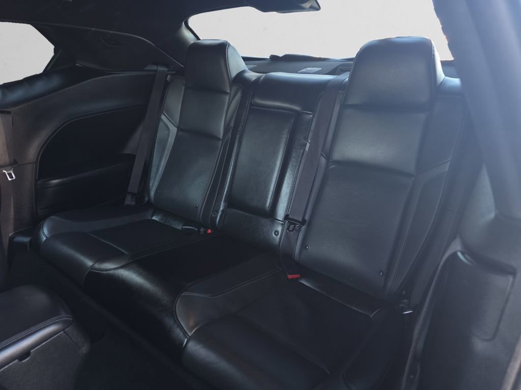 Used 2019 Dodge Challenger SXT w/ Plus Package image 15