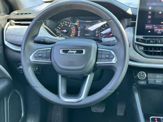 Used 2024 Jeep Compass Latitude AWD/4WD image 12
