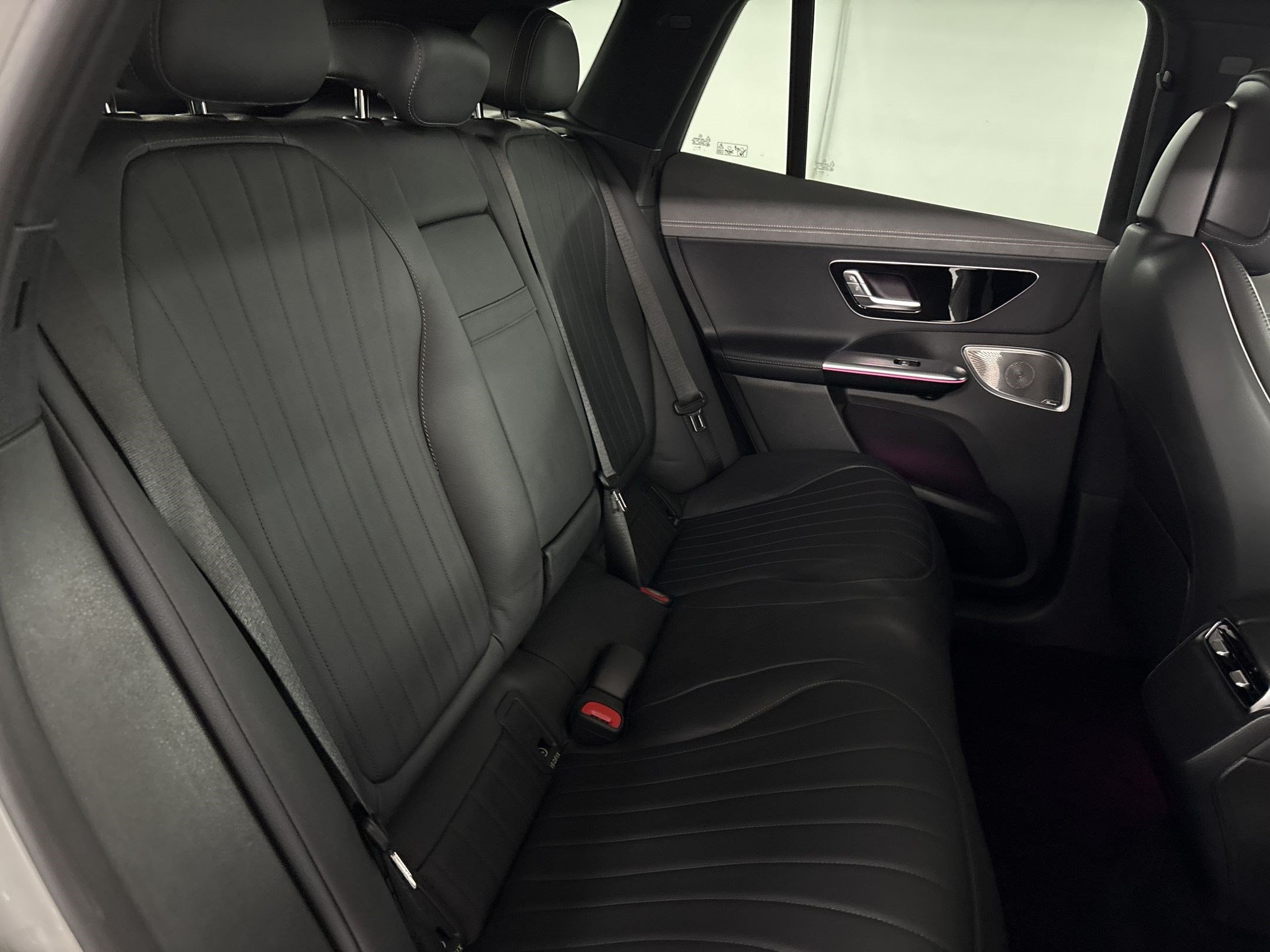 Certified 2023 Mercedes-Benz EQE 500 4MATIC SUV image 31