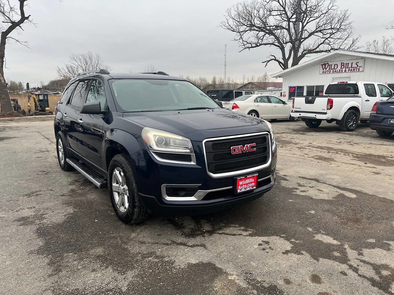 Used 2015 GMC Acadia SLE image 3