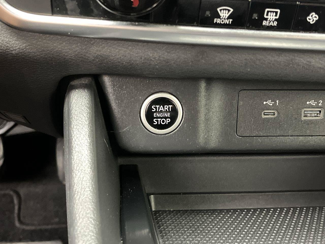 Used 2023 Nissan Rogue SV AWD/4WD image 19