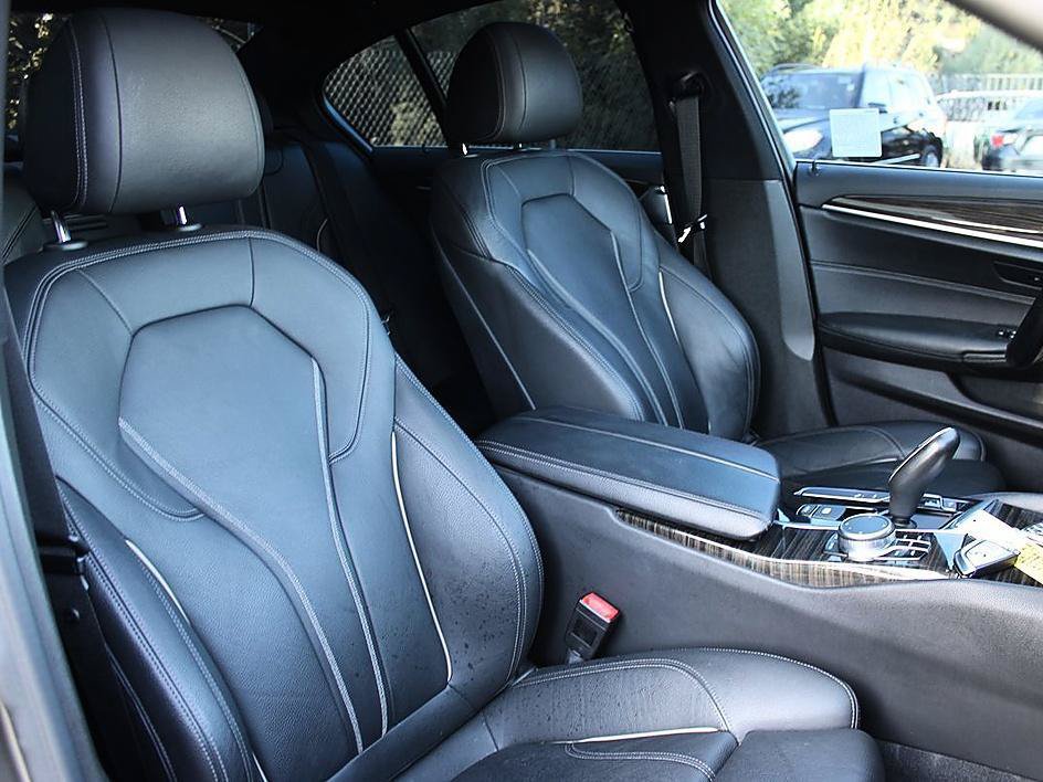 Used 2019 BMW 530e w/ Convenience Package RWD image 21
