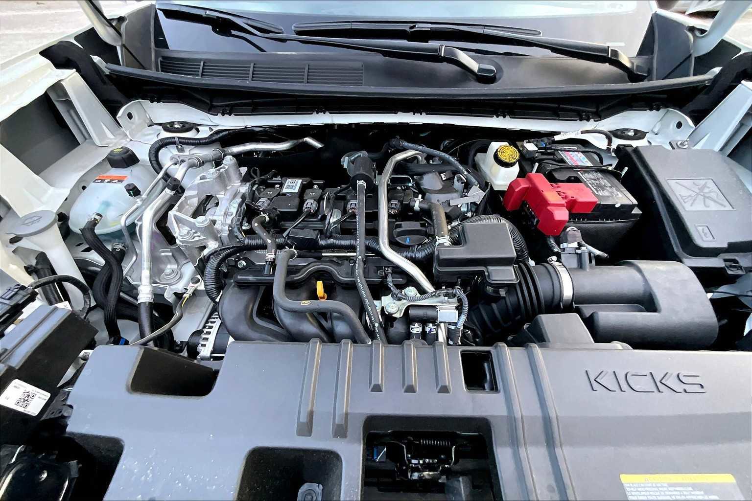 New 2025 Nissan Kicks S image 16