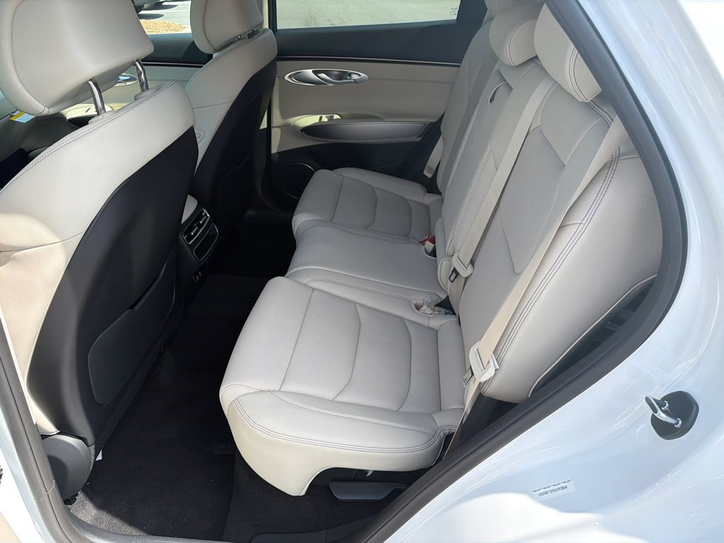 New 2027 Genesis GV70 2.5T Select AWD/4WD image 23