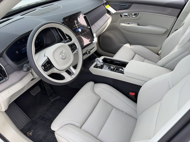 New 2026 Volvo XC90 B6 Ultra w/ Protection Package AWD/4WD image 19
