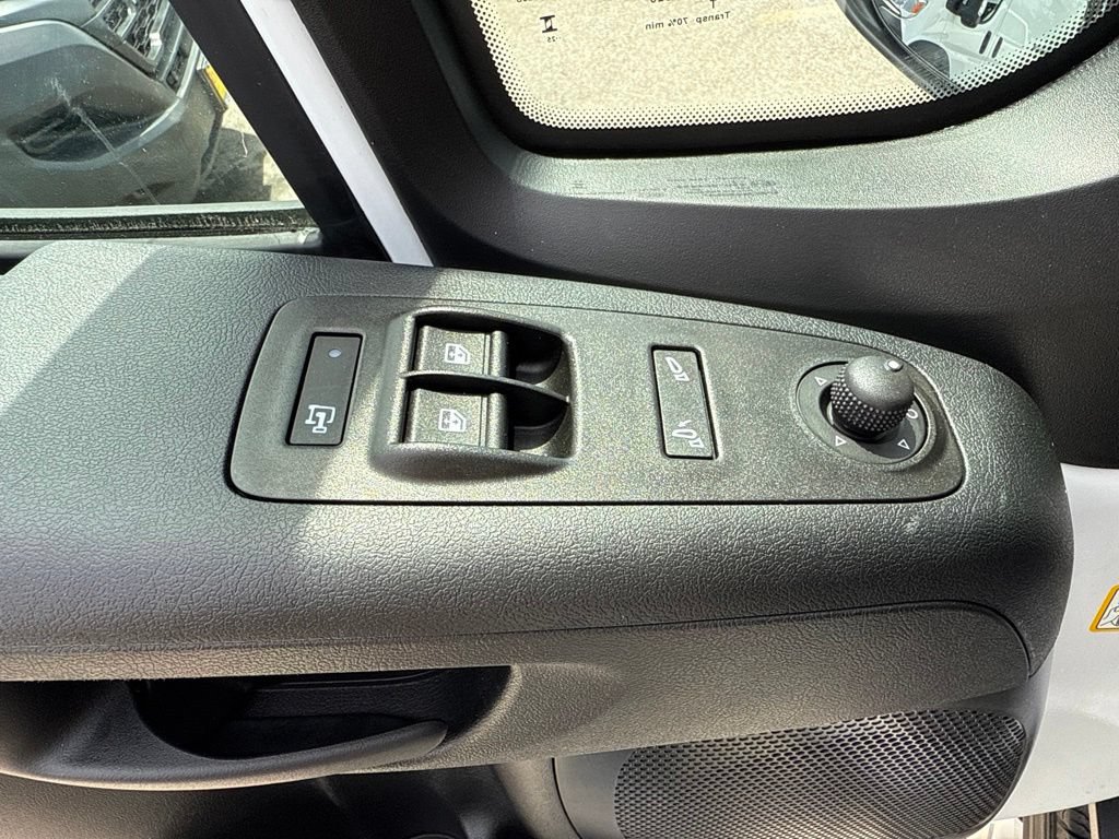 Used 2026 RAM ProMaster 2500 w/ Safety Group FWD image 16