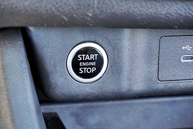 Used 2023 Nissan Rogue SV FWD image 39