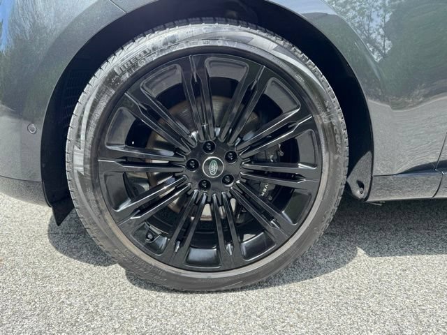 Used 2024 Land Rover Range Rover Long Wheelbase Autobiography AWD/4WD image 2