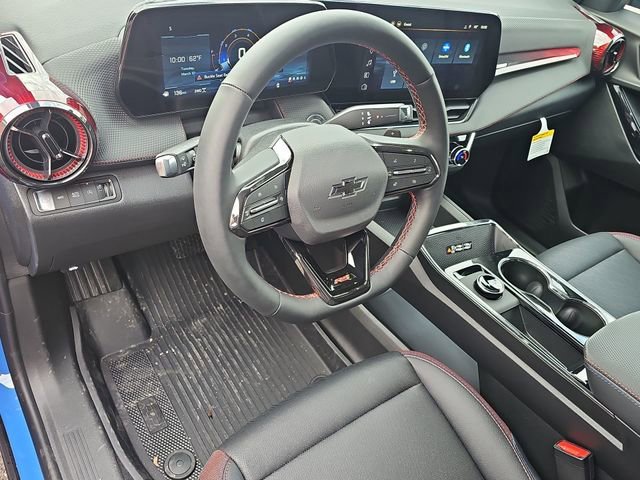 New 2026 Chevrolet Equinox RS w/ LPO, Floor Liner Package image 11