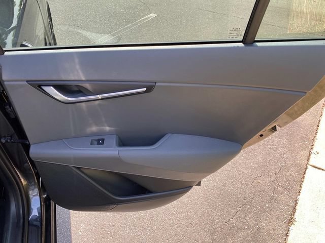 Used 2023 Kia Niro EX Touring FWD image 32