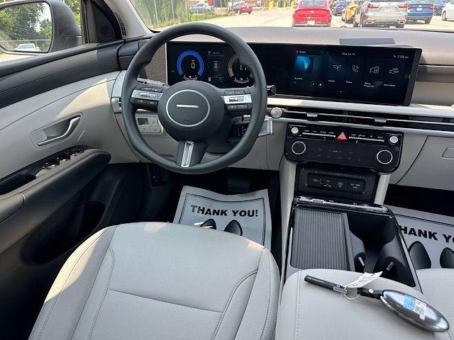 New 2026 Hyundai Tucson Blue SE AWD/4WD image 17
