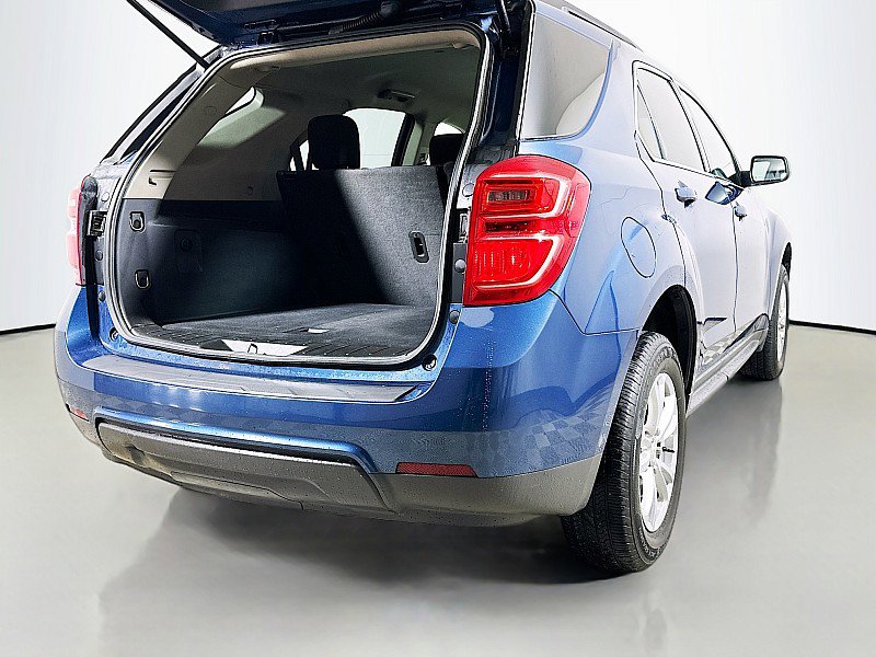 Used 2017 Chevrolet Equinox LT FWD image 24