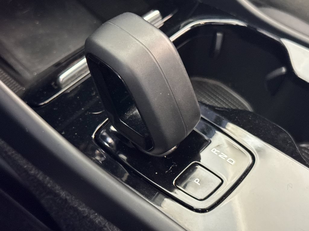 Certified 2023 Volvo XC40 Recharge Ultimate w/ Protection Package Premier AWD/4WD image 21