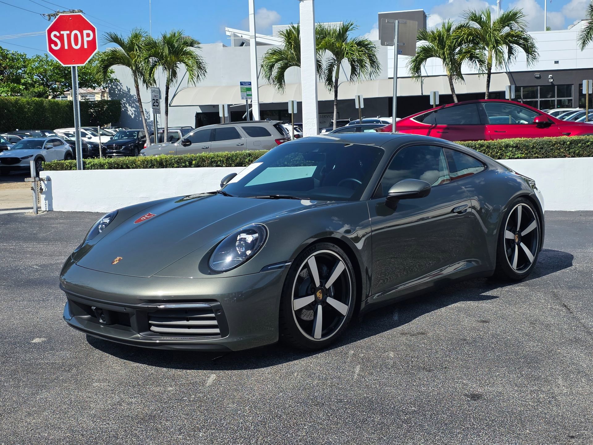 Used 2022 Porsche 911 Carrera 4 image 10