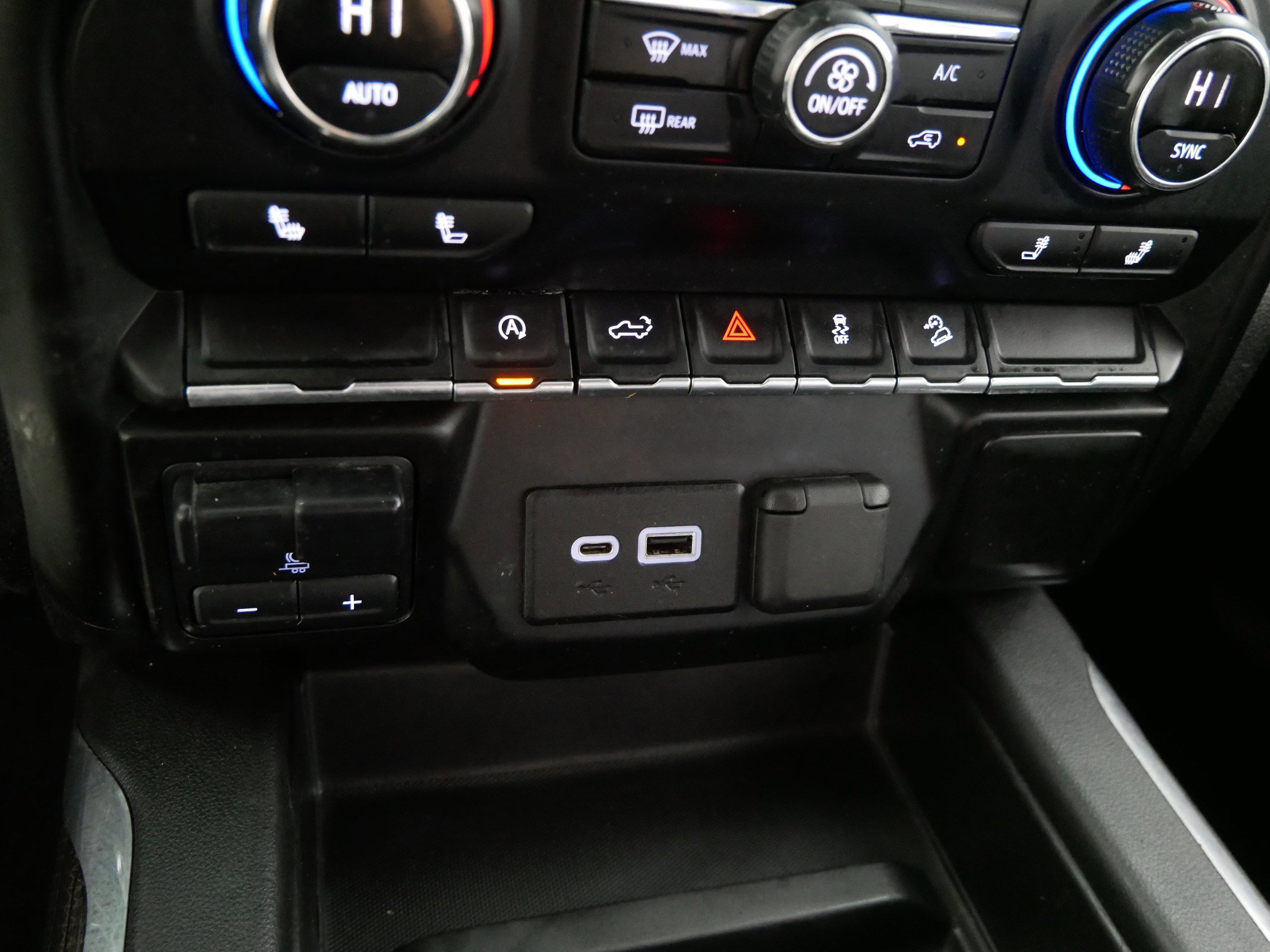 Used 2020 Chevrolet Silverado 1500 LT Trail Boss image 29