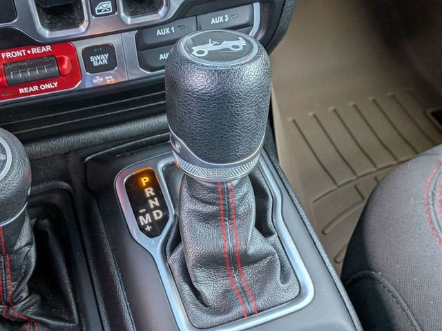 Used 2020 Jeep Wrangler Unlimited Rubicon w/ Dual Top Group AWD/4WD image 23