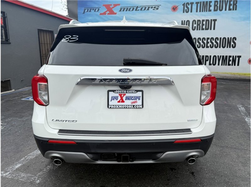 Used 2020 Ford Explorer Limited w/ Class III Trailer Tow Package image 5