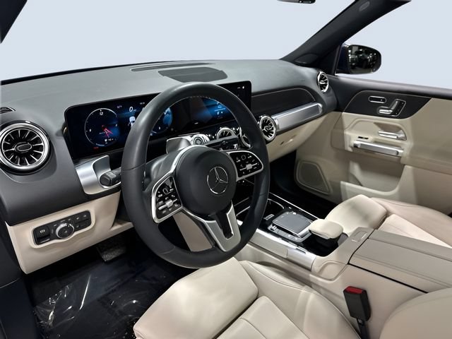 Used 2023 Mercedes-Benz GLB 250 4MATIC image 13