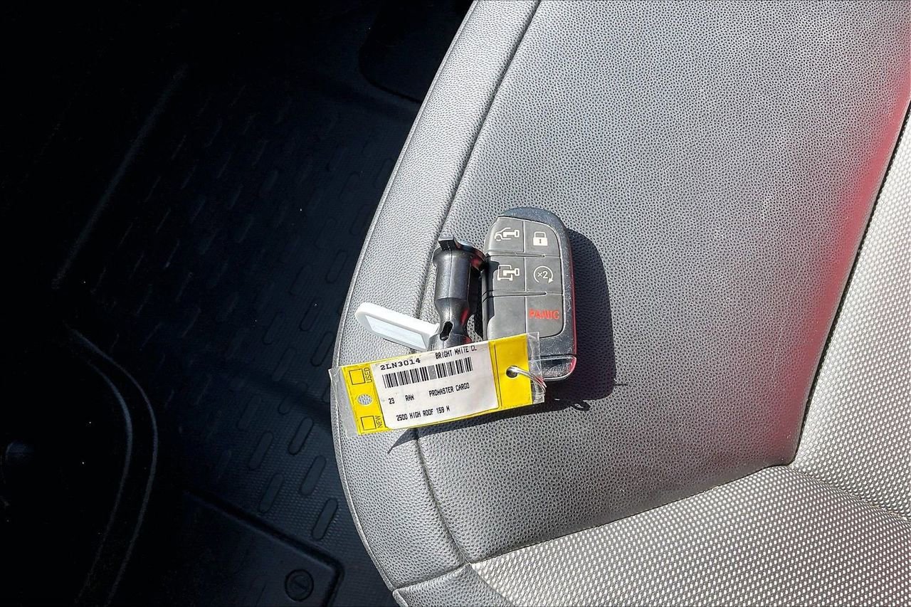 Used 2023 RAM ProMaster 2500 image 31