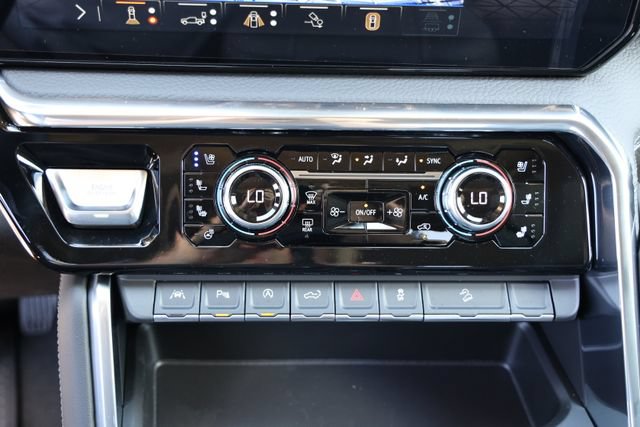 New 2026 GMC Sierra 1500 Denali w/ Technology Package AWD/4WD image 21