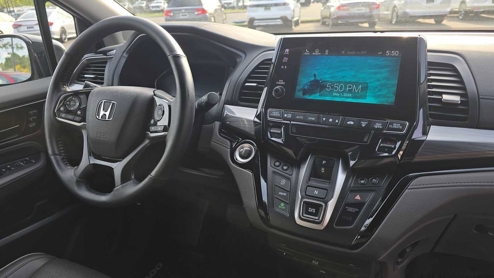 Used 2023 Honda Odyssey Elite image 11