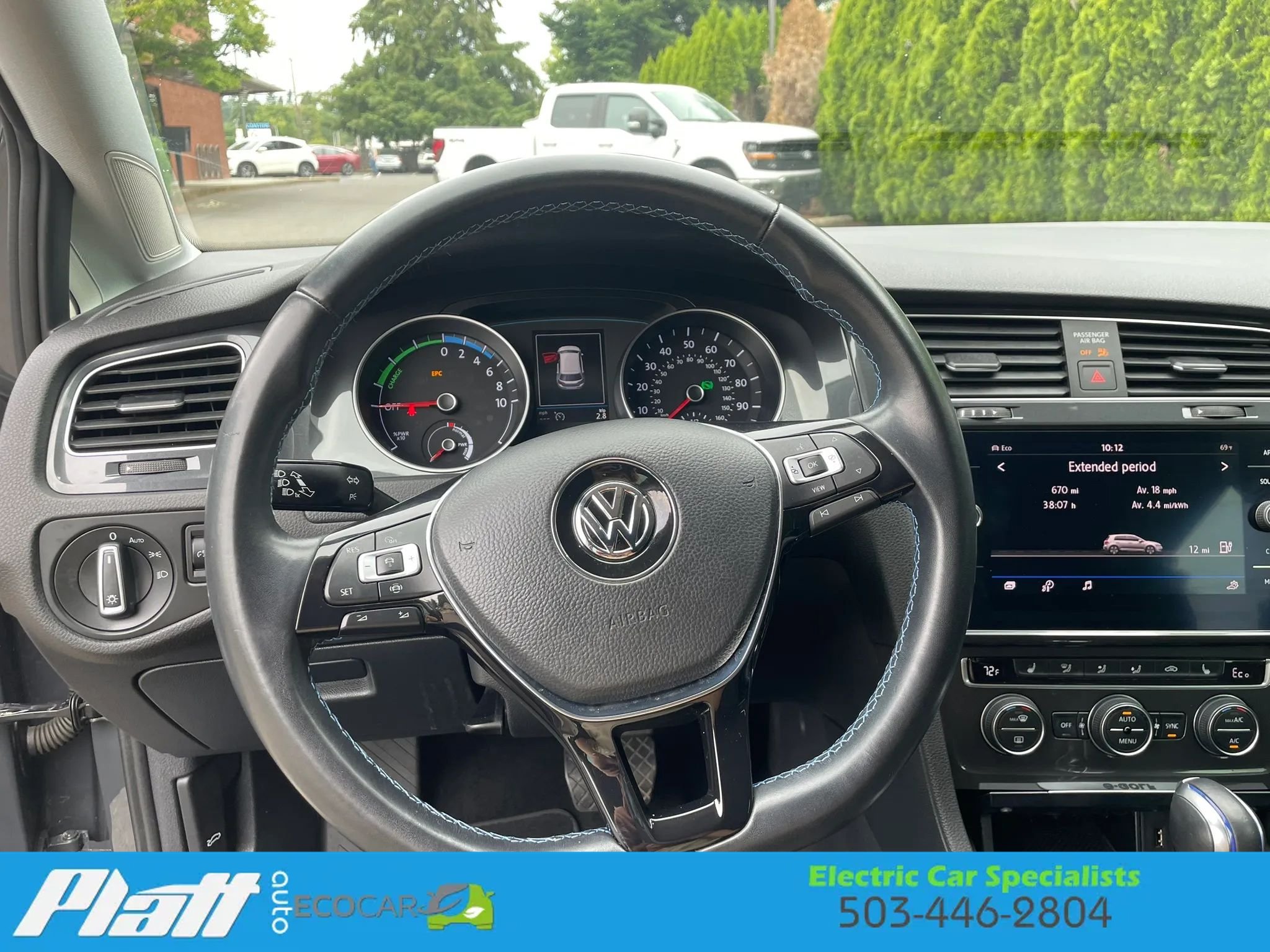 Used 2019 Volkswagen e-Golf SE w/ Driver Assistance Package FWD image 32