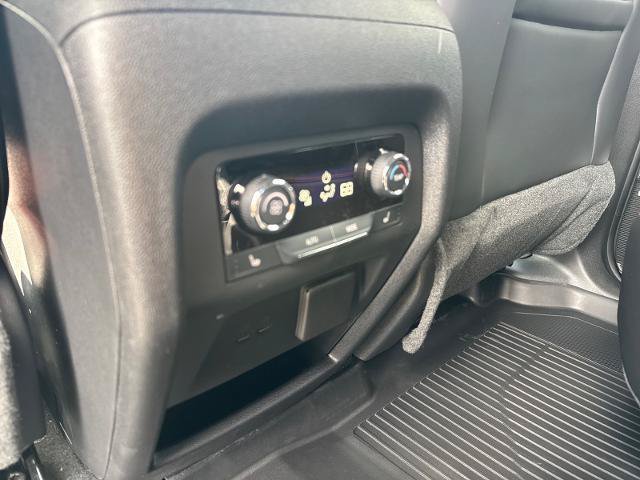 New 2027 Chevrolet Traverse RS w/ LPO, Floor Liner Package AWD/4WD image 12
