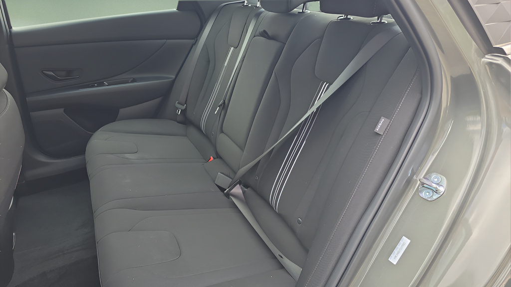 New 2026 Hyundai Elantra SEL Sport Premium FWD image 28