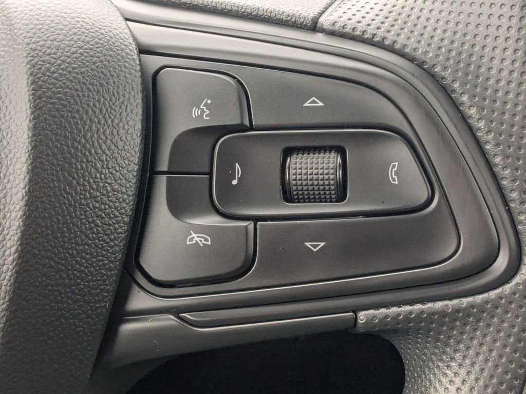 Used 2024 Buick Envista Preferred image 21