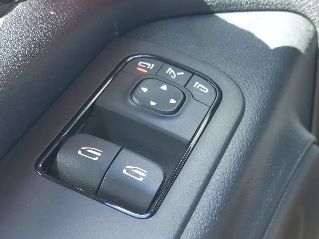 Used 2022 Mercedes-Benz Sprinter 2500 image 19