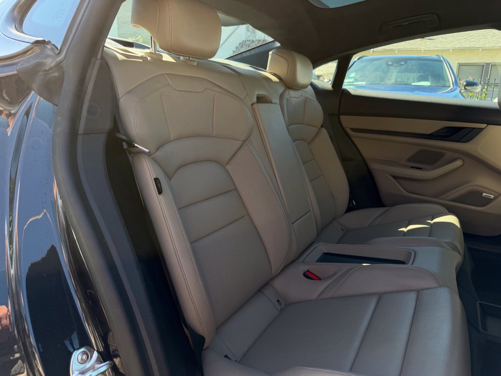 Used 2022 Porsche Taycan RWD image 38