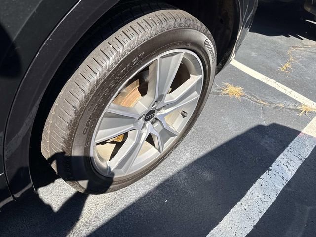 Used 2025 Audi Q5 2.0T Premium image 13