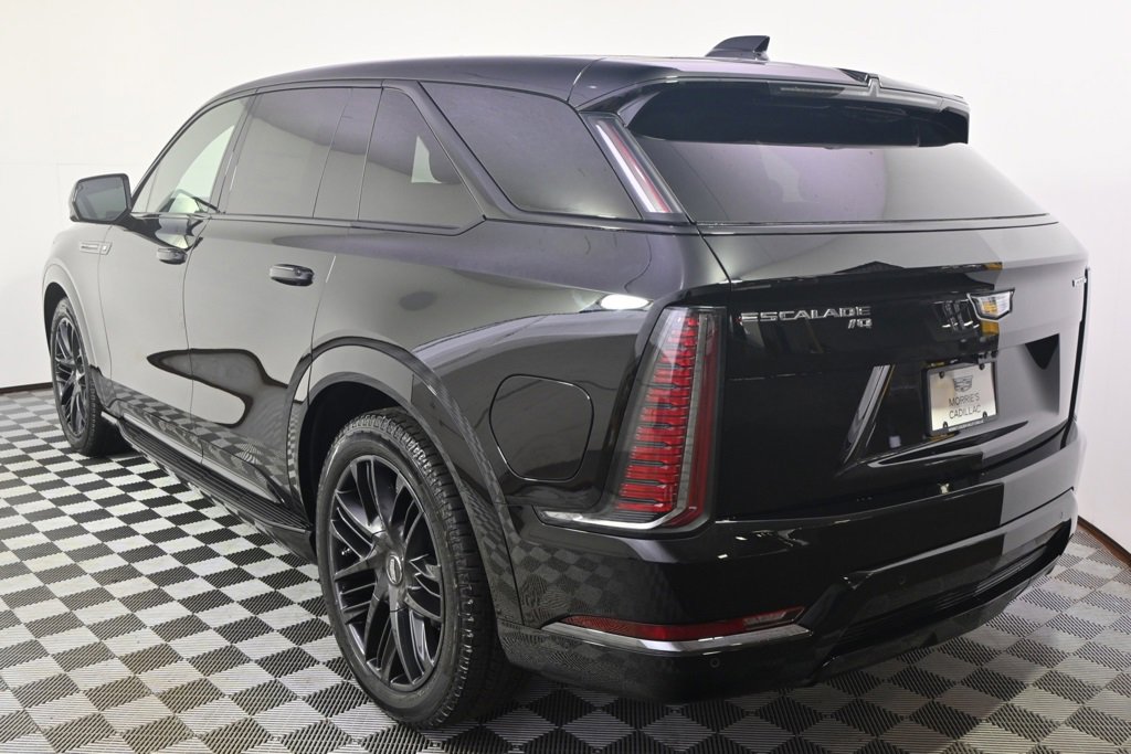 New 2026 Cadillac Escalade IQ Sport 2 w/ LPO, ONYX Package image 3