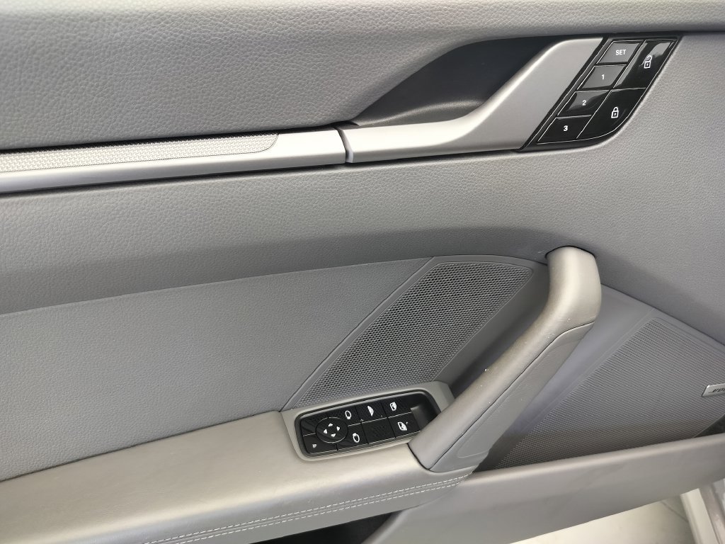 Certified 2020 Porsche 911 Carrera S RWD image 18