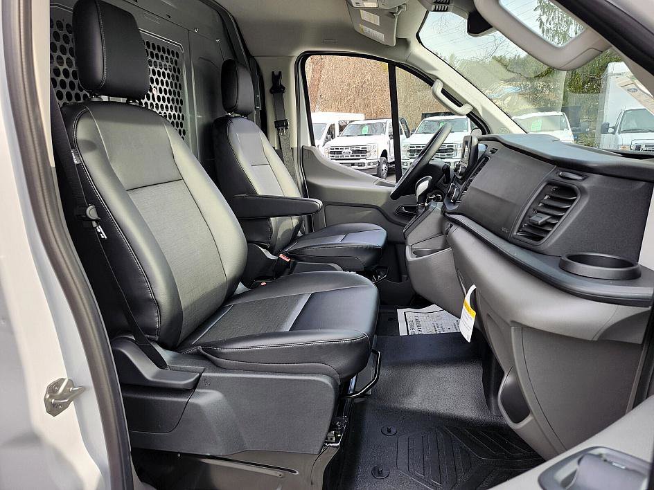New 2024 Ford Transit 250 Low Roof w/ Load Area Protection Package image 17