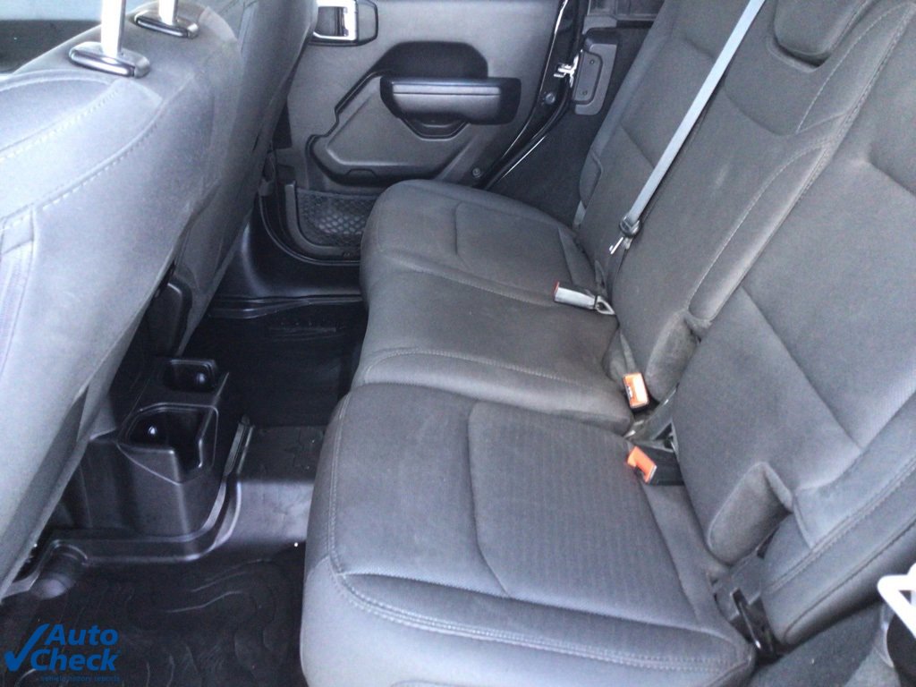 Used 2022 Jeep Wrangler Unlimited Sport image 11