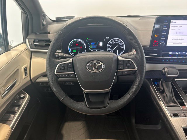 Certified 2024 Toyota Sienna Limited AWD/4WD image 9