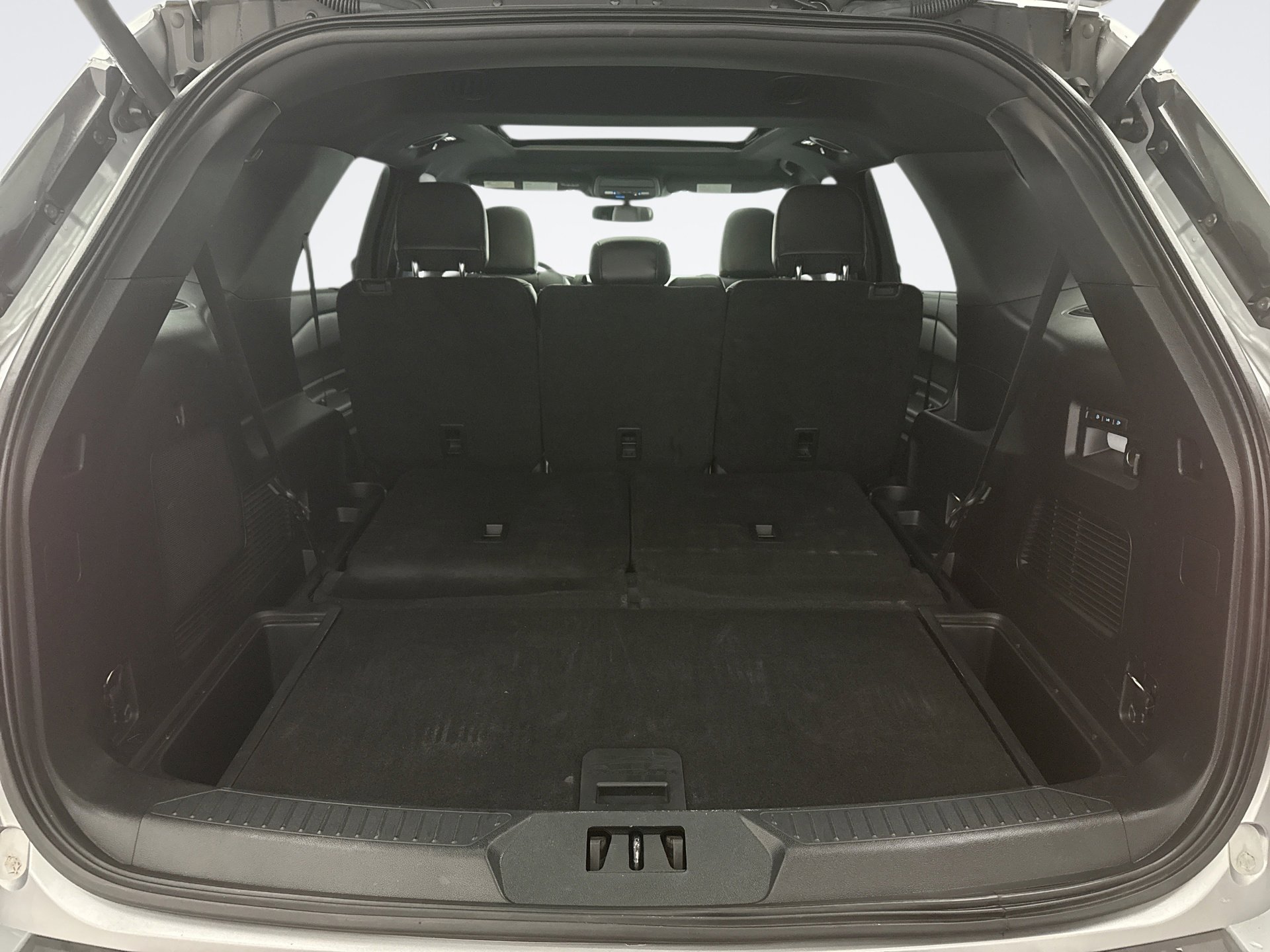 Used 2020 Ford Explorer ST w/ ST Street Pack image 26