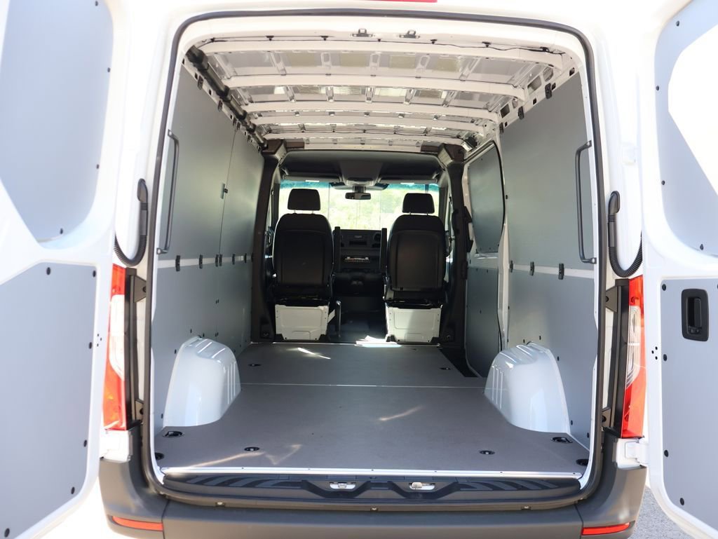 New 2026 Mercedes-Benz Sprinter 144 Cargo image 17