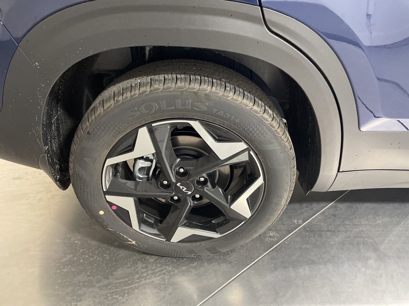 New 2026 Kia Seltos EX AWD/4WD image 9