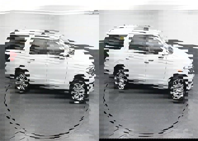 Used 2024 Ford Expedition Max Limited image 29