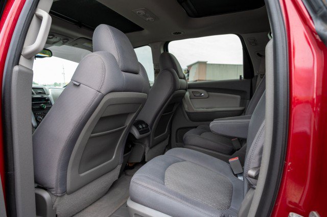 Used 2012 Chevrolet Traverse LT FWD image 39