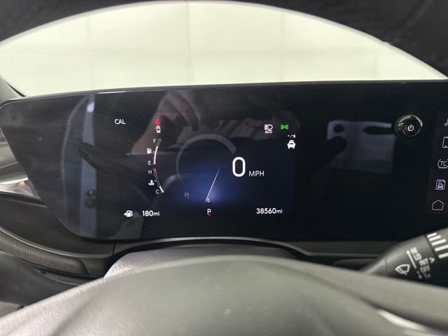 Used 2024 Buick Envista Sport Touring w/ Advanced Safety Package image 17