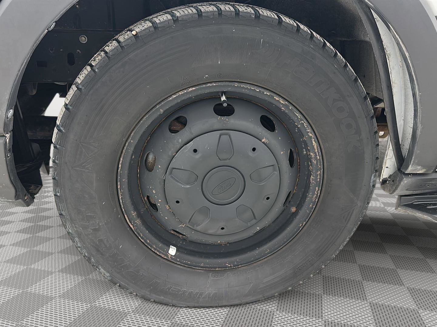 Used 2021 Ford Transit 350 XL image 27