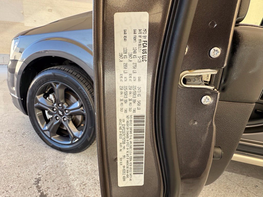 Used 2019 Dodge Journey Crossroad w/ Driver Convenience Group FWD image 47