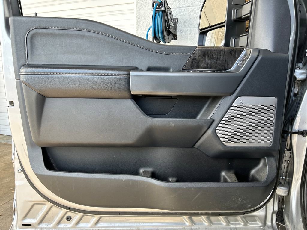 Used 2024 Ford F250 Lariat w/ Lariat Ultimate Package AWD/4WD image 9