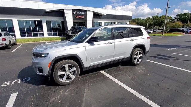 Used 2021 Jeep Grand Cherokee L Limited image 4